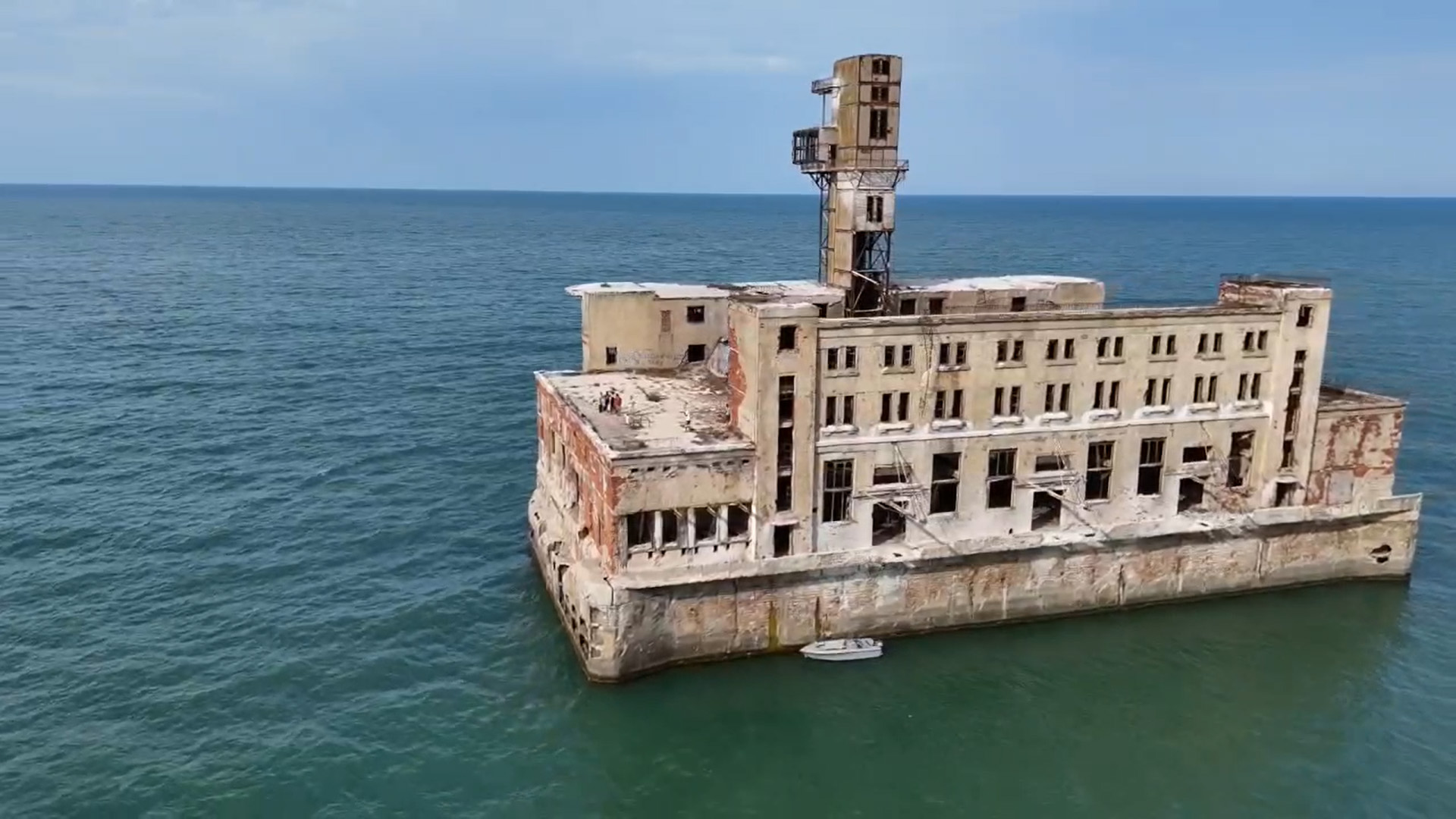 Морская экскурсия на катере. 8-й цех Дагдизель