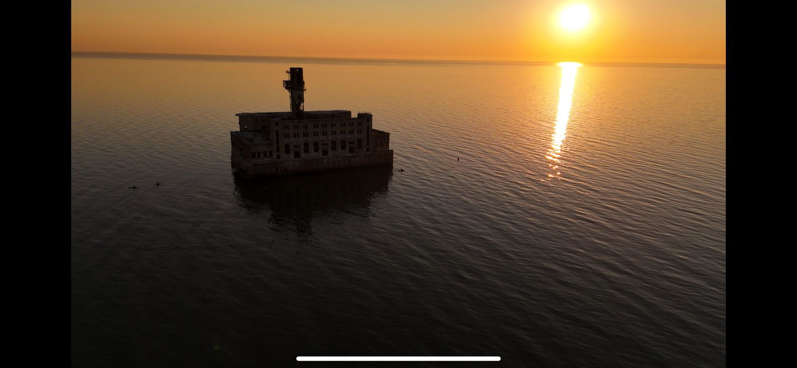 Морская прогулка на закате