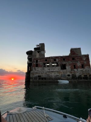Морская экскурсия на катере. 8-й цех Дагдизель