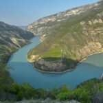 Экскурсия прогулка на катере по Сулакскому каньону
