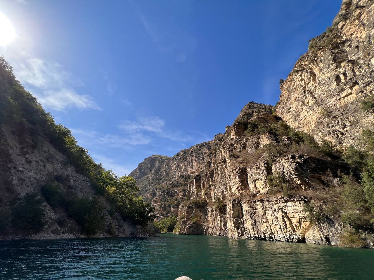 Чиркейское водохранилище. Камиль.jpg Чиркейское водохранилище. Камиль