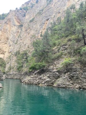 Прогулка на спортивном катере по Чиркейскому водохранилищу. Маршрут Маленькое ущелье.